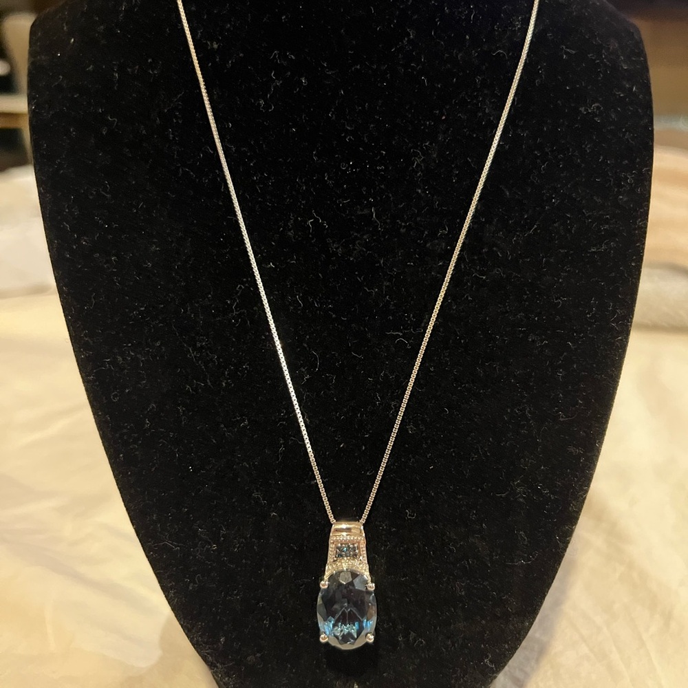 925 Silver Necklace with Blue / Green "Diamond" Pendant